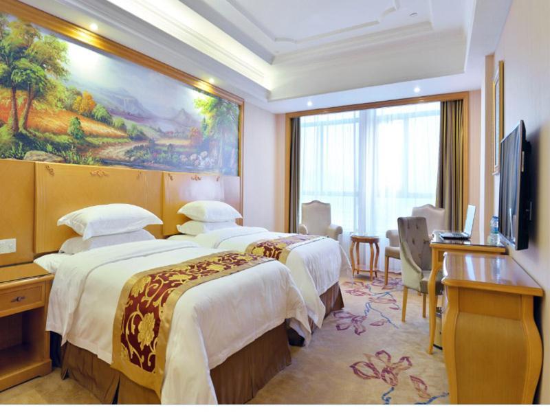 Vienna International Hotel Meizhou Dingzi Bridge ภายนอก รูปภาพ